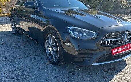 Mercedes-Benz E-Класс, 2021 год, 4 100 000 рублей, 2 фотография