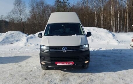 Volkswagen Transporter T6 рестайлинг, 2018 год, 3 100 000 рублей, 2 фотография