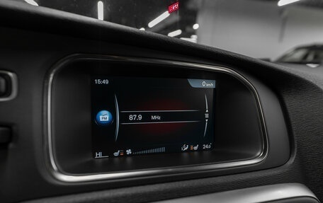 Volvo V40 II рестайлинг, 2016 год, 1 780 000 рублей, 20 фотография