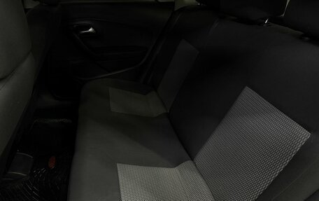 Volkswagen Polo VI (EU Market), 2013 год, 729 777 рублей, 7 фотография