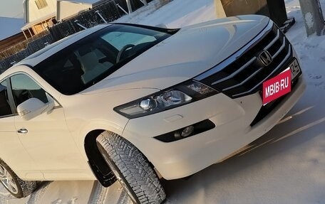 Honda Crosstour I рестайлинг, 2011 год, 1 590 000 рублей, 1 фотография