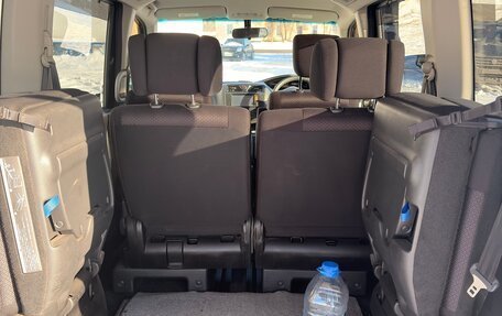 Nissan Serena IV, 2012 год, 1 300 000 рублей, 16 фотография