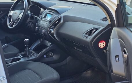 Hyundai ix35 I рестайлинг, 2013 год, 1 180 000 рублей, 3 фотография