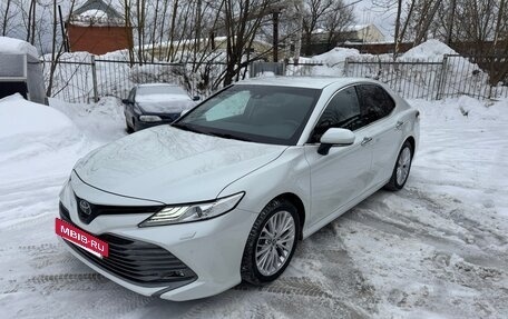 Toyota Camry, 2020 год, 3 900 000 рублей, 15 фотография