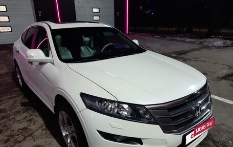 Honda Crosstour I рестайлинг, 2011 год, 1 590 000 рублей, 3 фотография