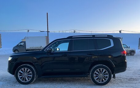 Toyota Land Cruiser, 2023 год, 12 000 000 рублей, 2 фотография