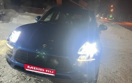 Porsche Macan I рестайлинг, 2015 год, 1 700 000 рублей, 2 фотография