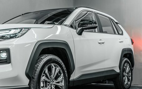 Toyota RAV4, 2025 год, 3 900 000 рублей, 4 фотография