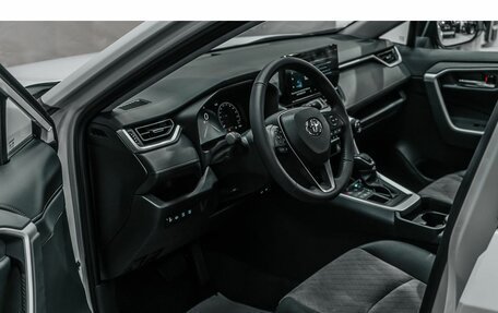 Toyota RAV4, 2025 год, 3 900 000 рублей, 20 фотография