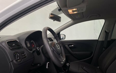 Volkswagen Polo VI (EU Market), 2019 год, 1 280 000 рублей, 10 фотография