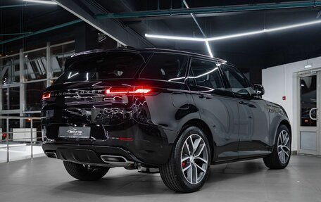 Land Rover Range Rover Sport, 2025 год, 17 399 000 рублей, 11 фотография