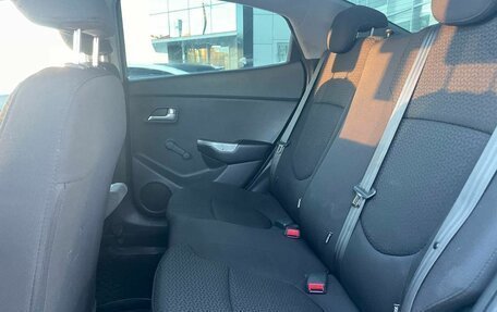 KIA Rio III рестайлинг, 2013 год, 712 000 рублей, 16 фотография