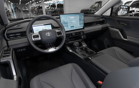 Toyota RAV4, 2026 год, 4 990 000 рублей, 7 фотография