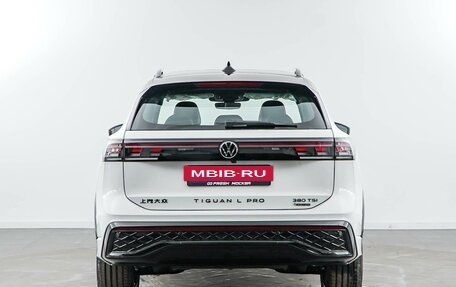 Volkswagen Tiguan, 2025 год, 4 987 434 рублей, 4 фотография