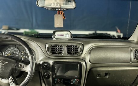 Chevrolet TrailBlazer II, 2004 год, 695 000 рублей, 11 фотография