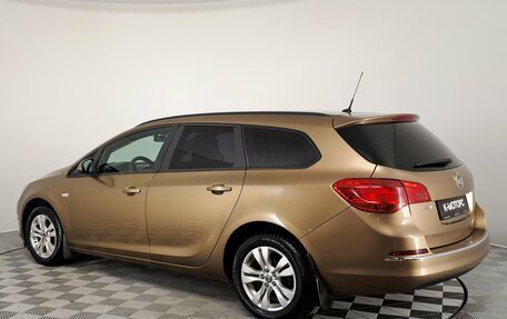 Opel Astra J, 2013 год, 700 000 рублей, 5 фотография