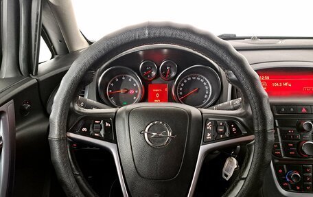 Opel Astra J, 2013 год, 700 000 рублей, 11 фотография