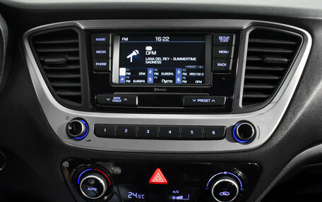 Hyundai Solaris II рестайлинг, 2018 год, 1 100 000 рублей, 14 фотография