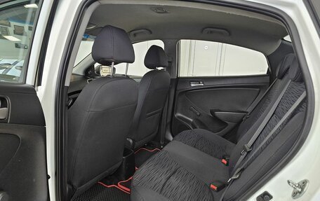 Hyundai Solaris II рестайлинг, 2016 год, 990 000 рублей, 14 фотография