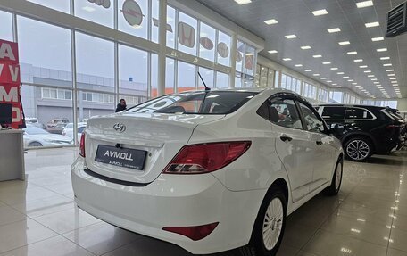 Hyundai Solaris II рестайлинг, 2016 год, 990 000 рублей, 7 фотография