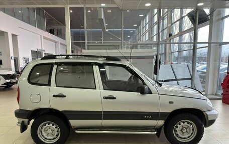 Chevrolet Niva I рестайлинг, 2005 год, 389 900 рублей, 6 фотография