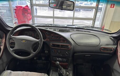 Chevrolet Niva I рестайлинг, 2005 год, 389 900 рублей, 7 фотография