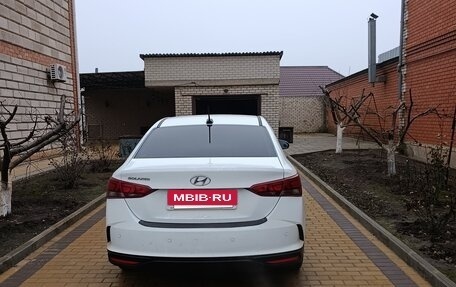 Hyundai Solaris II рестайлинг, 2021 год, 1 720 000 рублей, 5 фотография