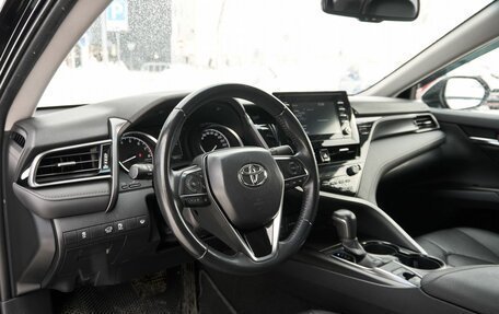 Toyota Camry, 2021 год, 3 295 000 рублей, 5 фотография