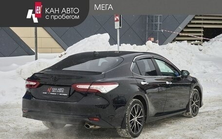 Toyota Camry, 2021 год, 3 295 000 рублей, 2 фотография