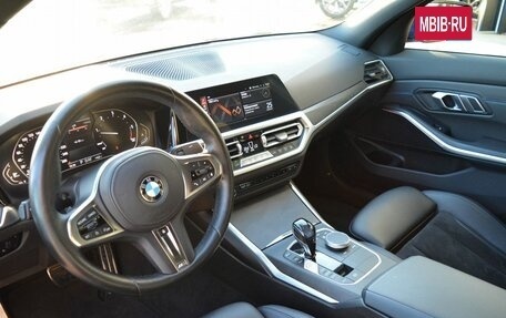 BMW 3 серия, 2021 год, 3 990 000 рублей, 13 фотография