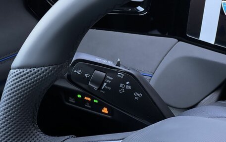 Volkswagen Tiguan, 2025 год, 4 790 000 рублей, 13 фотография