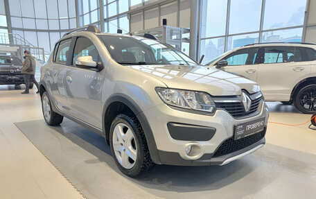Renault Sandero II рестайлинг, 2018 год, 1 241 000 рублей, 7 фотография