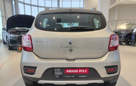 Renault Sandero II рестайлинг, 2018 год, 1 241 000 рублей, 10 фотография