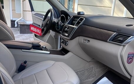 Mercedes-Benz GL-Класс, 2015 год, 4 200 000 рублей, 8 фотография