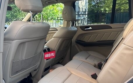 Mercedes-Benz GL-Класс, 2015 год, 4 200 000 рублей, 10 фотография