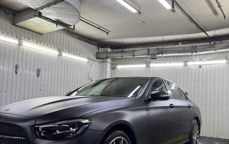 Mercedes-Benz E-Класс, 2022 год, 5 600 000 рублей, 14 фотография