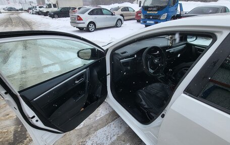 Toyota Corolla, 2013 год, 1 200 000 рублей, 13 фотография