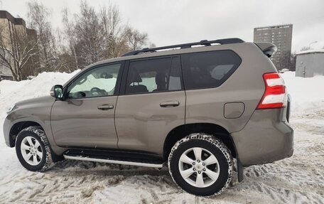Toyota Land Cruiser Prado 150 рестайлинг 2, 2015 год, 3 499 999 рублей, 3 фотография