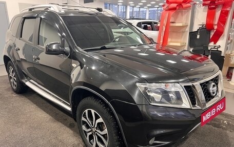 Nissan Terrano III, 2015 год, 987 000 рублей, 3 фотография
