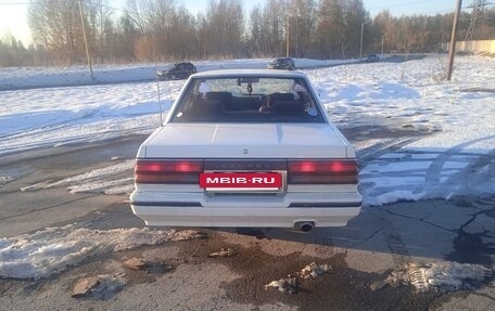 Nissan Laurel VIII, 1987 год, 370 000 рублей, 4 фотография