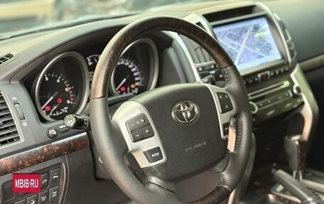 Toyota Land Cruiser 200, 2014 год, 4 390 000 рублей, 17 фотография