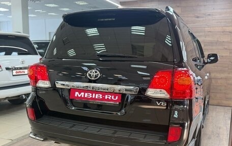 Toyota Land Cruiser 200, 2014 год, 4 390 000 рублей, 10 фотография