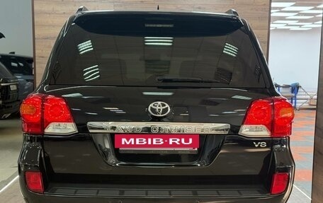 Toyota Land Cruiser 200, 2014 год, 4 390 000 рублей, 9 фотография