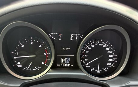 Toyota Land Cruiser 200, 2014 год, 4 390 000 рублей, 21 фотография