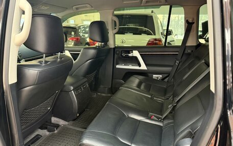 Toyota Land Cruiser 200, 2014 год, 4 390 000 рублей, 33 фотография