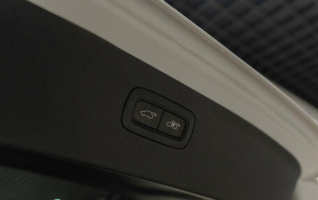 Volvo XC90 II рестайлинг, 2016 год, 3 295 000 рублей, 26 фотография