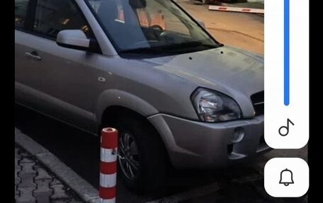 Hyundai Tucson III, 2008 год, 800 000 рублей, 1 фотография
