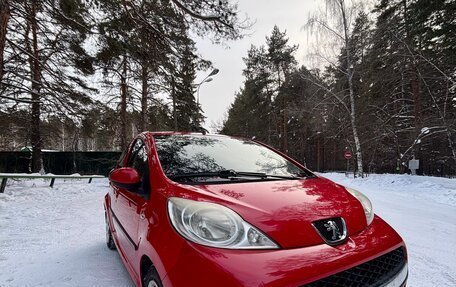 Peugeot 107 I рестайлинг, 2010 год, 450 000 рублей, 1 фотография