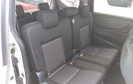 Toyota Sienta II, 2019 год, 1 630 000 рублей, 3 фотография