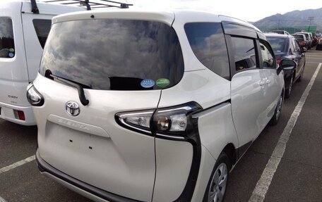 Toyota Sienta II, 2019 год, 1 630 000 рублей, 5 фотография